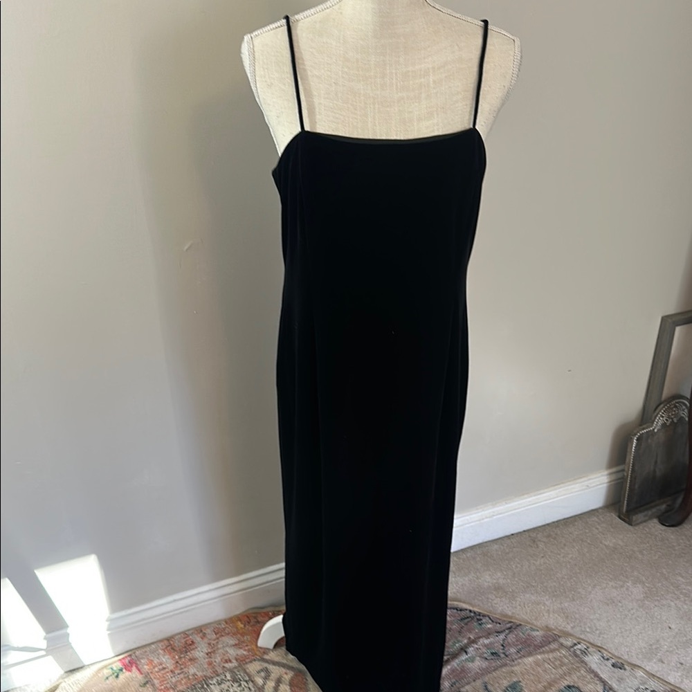 Elegant Black Spaghetti‎ Strap Dress